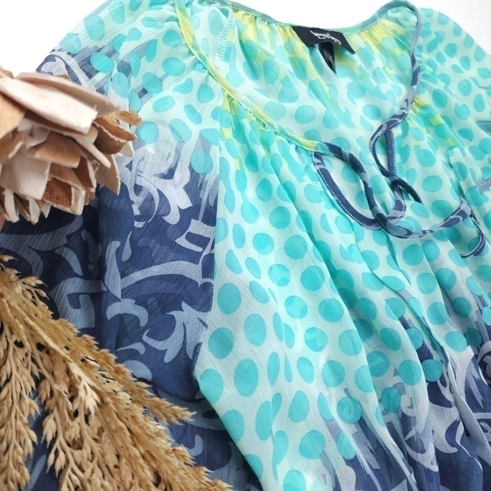 By & By Sheer Blue Woman's Top M - Picture 4 of 14